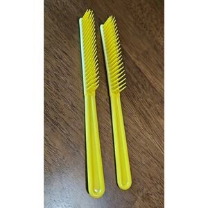 2 Tupperware VTG 8" Teaser Comb Teasing Hair Brush 436 Yellow NOS